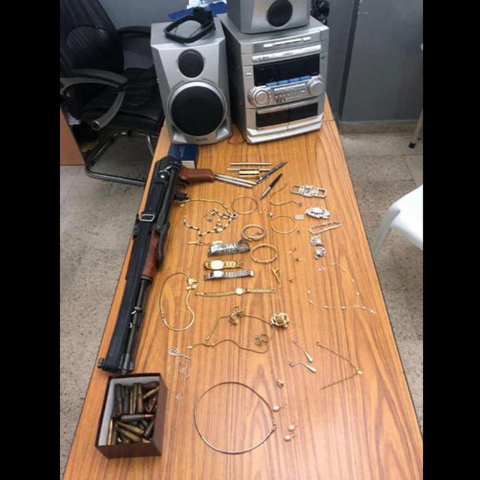 أقدم على السّرقة من داخل منزلٍ في زكريت.. فوقع بقبضة الأمن