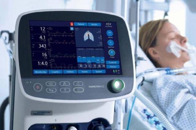 الأوكسيجين “طار” واللبنانيون على “آخر نفس”