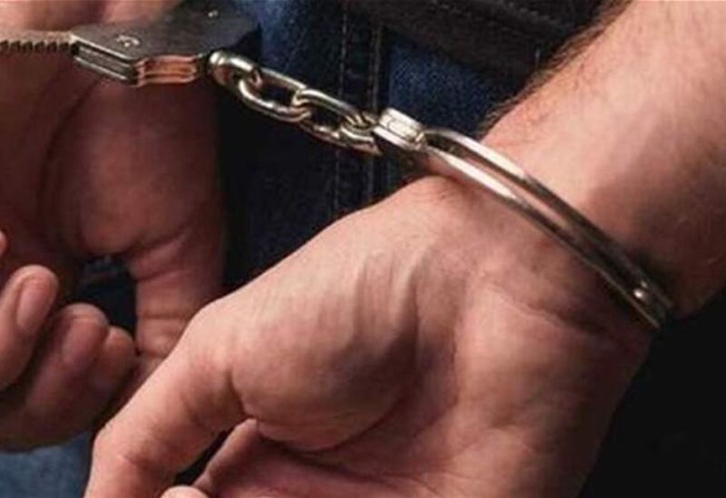 توقيف مطلوب بحقّه 39 مذكّرة عدلية بجرائم عدّة