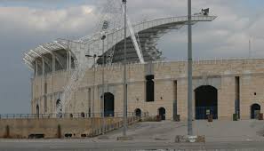 المدينة الرياضية تحولت الى مستودعات بطلب من الدولة اللبنانية