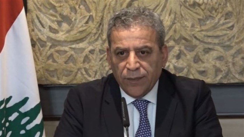 بزي طالب وزير الصحة باعتماد مستشفى بنت جبيل الحكومي كمركز للتلقيح