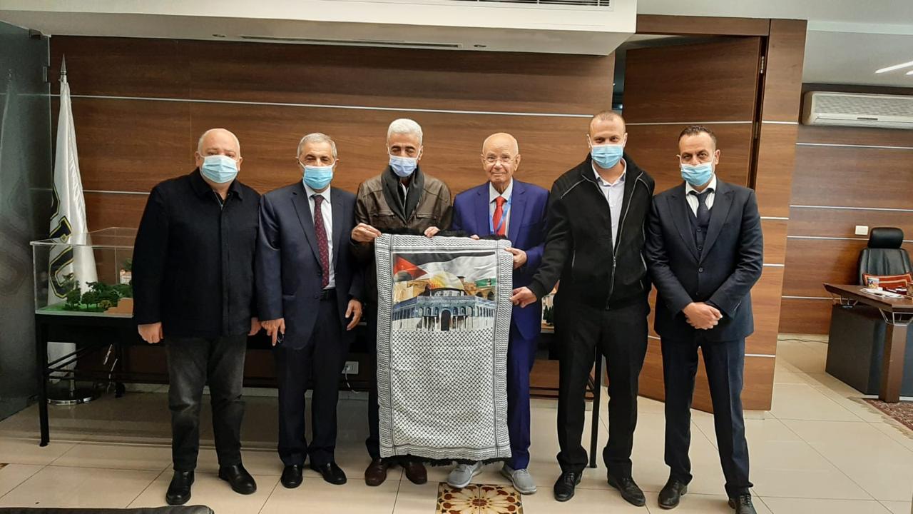 وفد من حركة فتح يزور رئيس الجامعة اللبنانية الدولية سعادة النائب عبد الرحيم مراد 