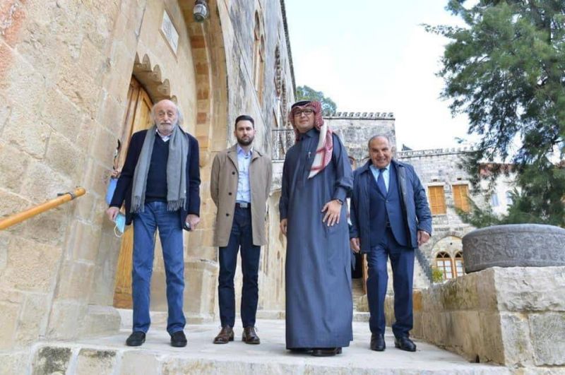 لماذا تنشط الرياض (أخيرًا) في لبنان