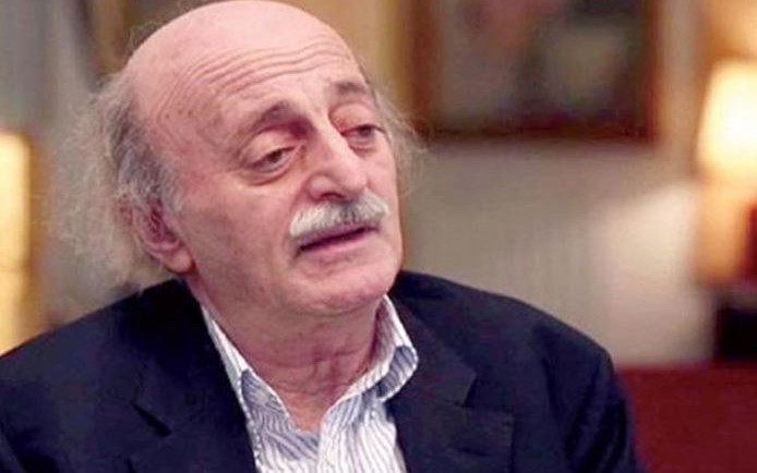 جنبلاط: هناك أشخاص محيطون بعون لا يريدون الحريري ويحاولون إيجاد صيغ دستورية بشتّى الوسائل من أجل التخلص منه