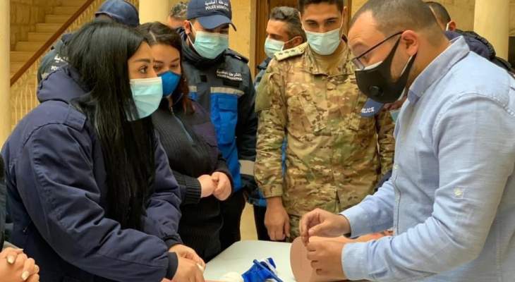 عناصر شرطة بلدية زحلة خضعوا لتدريب لتمكينهم من المبادرة بإيقاف النزيف