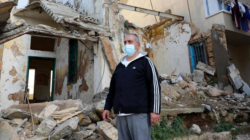 ن “لبنانيون عاشوا الحرب الأهلية: الفقر والجوع والفساد اليوم أسوأ من القذائف”: