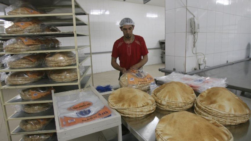 وزارة الإقتصاد تتجه لفرض زيادة مركبة على سعر ربطة الخبز!
