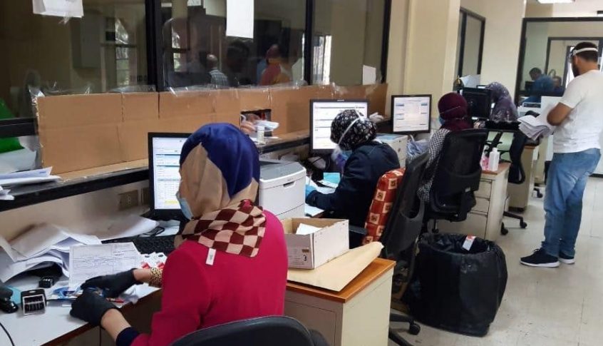 مؤسسات الدولة صارت “مفلسة” وتتسوّل حتى ورق الكتابة! (الجمهورية)