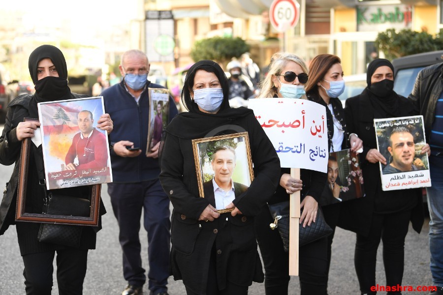 تحرك تحذيري لعوائل شهداء تفجير مرفأ بيروت أمام مجلس النواب مساء اليوم “هذه الاسلاك الشائكة لن تقف عائقا أمامنا”