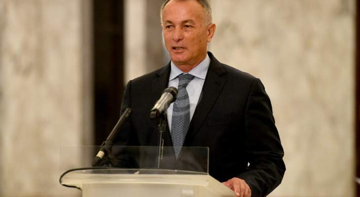 روكز: استمروا بالعبثِ بكرامة الشعب والوطن وأنا أعدكم أن الثورةَ آتية