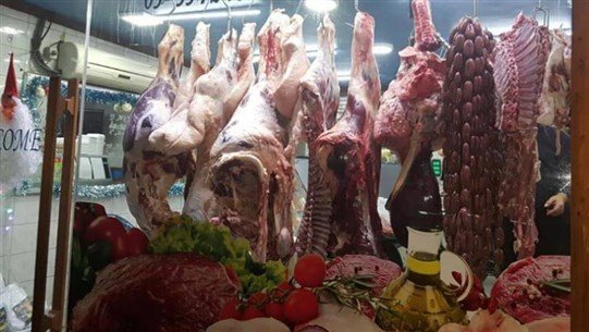 إقفال ملحمة في الدوير لعدم استيفائها الشروط الصحية