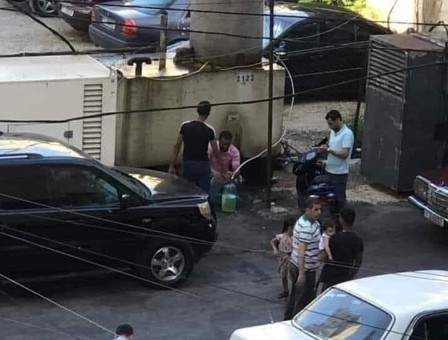 كرم: نعاني للحصول على المازوت والبنزين لأنهم جعلوا وزارة الطاقة بؤرة للفساد والصفقات