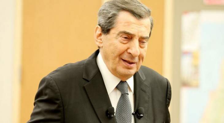 الفرزلي: تأجيل الجلسة هو تأجيل لرفع الحصانة والاستثمار السياسي لن ينفع