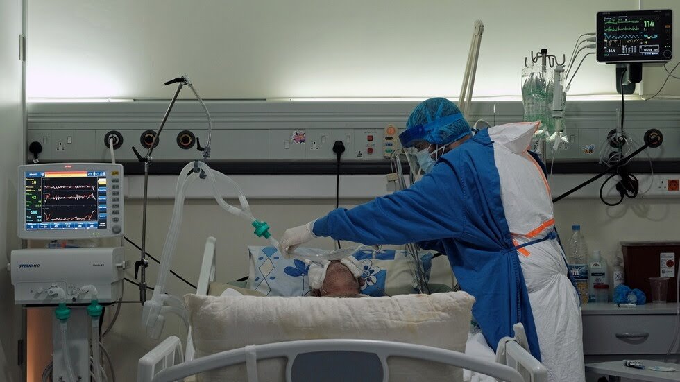 نقيب المستشفيات الخاصة: كارثة صحية تنتظرنا إذا تم رفع الدعم.. حتى الأغنياء لن يكونوا قادرين على الإستشفاء!