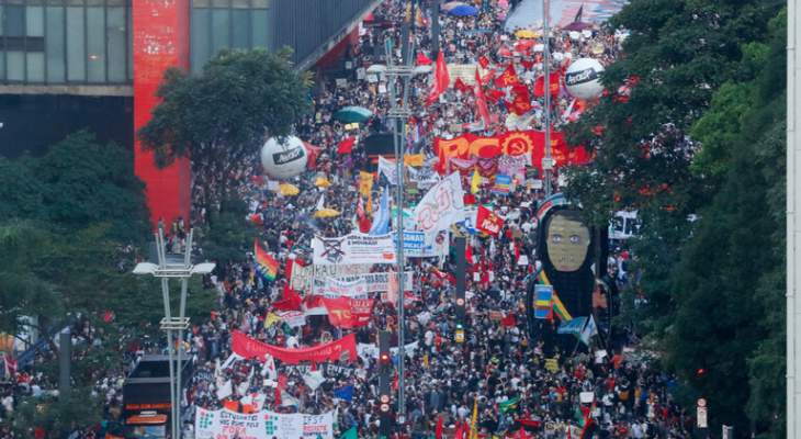 المئات تظاهروا ضد الرئيس جاير بولسونارو في البرازيل