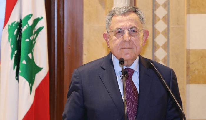 السنيورة: لبنان بلد مخطوف ويحتاج الى تضافر الجهود العربية لإنقاذه وزيارة ميقاتي مصر في محلها ووقتها الصحيح