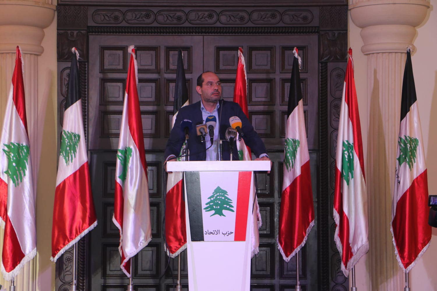 مراد: نحن جزء من المقاومة ونصادق من يصادق القصية الفلسطينية