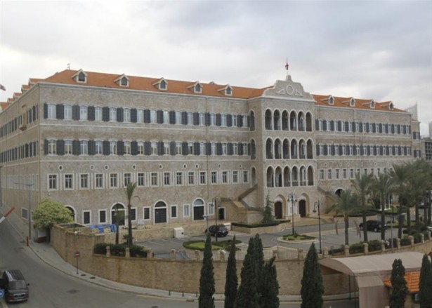   مذكرة ادارية بالاقفال لمناسبة اعياد الميلاد ورأس السنة