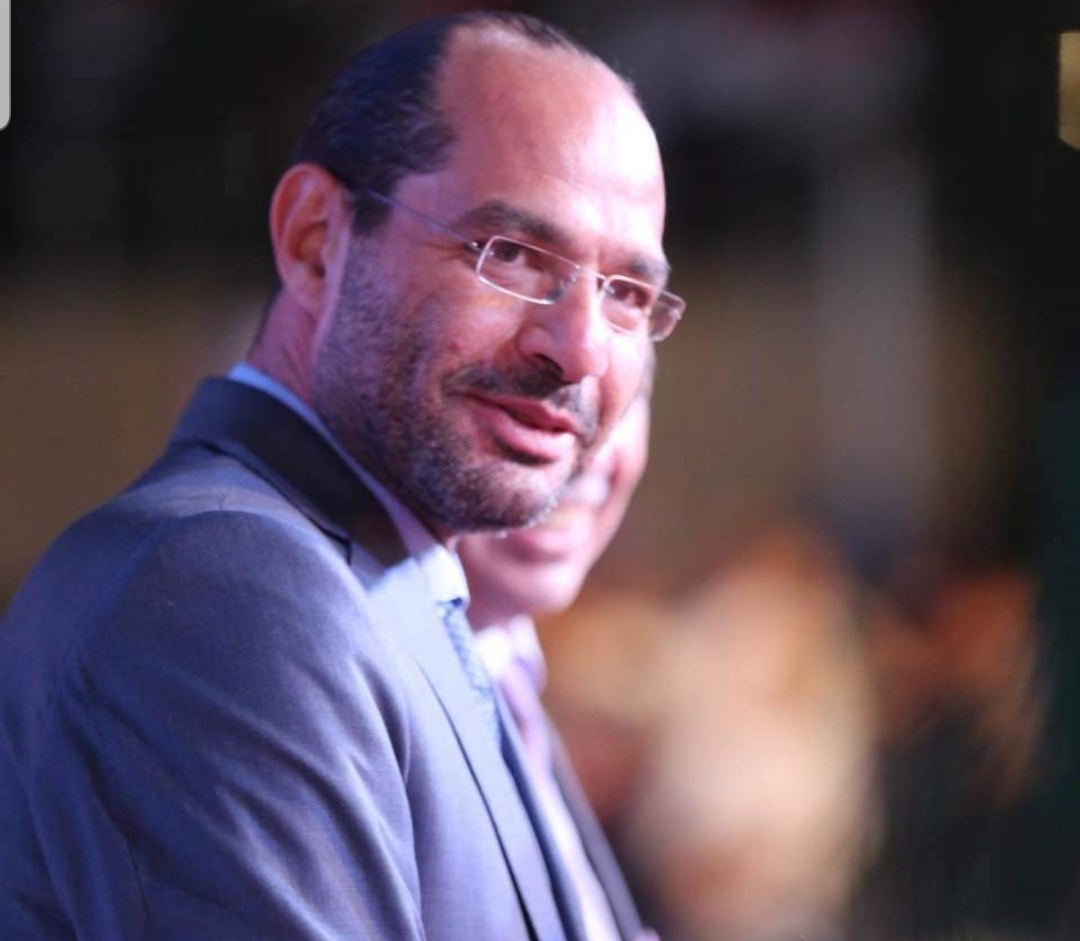 حسن مراد يوضح .. نعمل بسياسة مد اليد