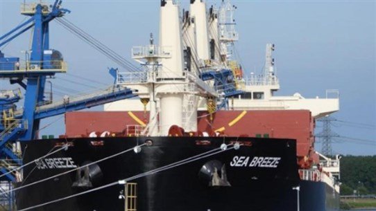 نقل جثة بحري سوري توفي على متن باخرة