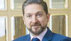 كرامي: من حق اطفال لبنان ان يطلبوا من طفل المغارة هذه الامنية