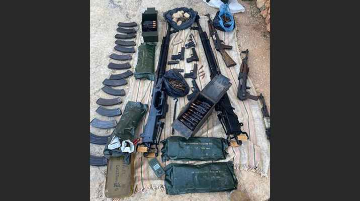 الجيش أوقف امرأة أثناء محاولتها تهريب كمية من الأسلحة الحربية والذخائر داخل سيارتها بالهرمل