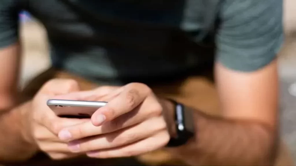 شوة انتخابية.. شراء كميات كبيرة من بطاقات التشريج بغرض توزيعها خلال الإنتخابات!