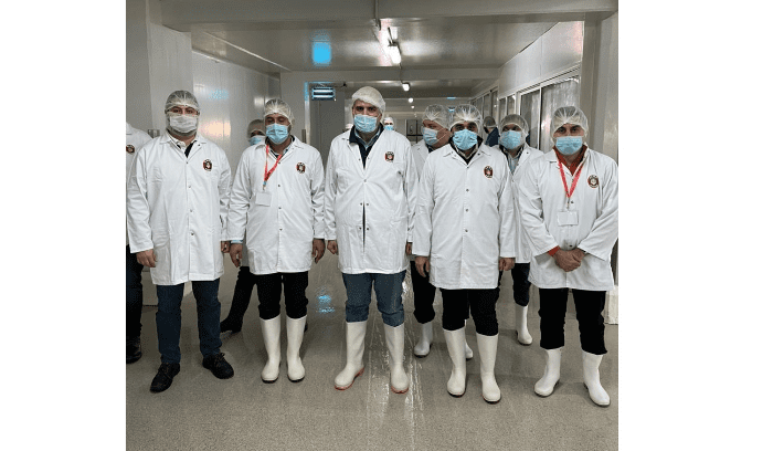 لحود وأبو حيدر جالا في مزارع ومسالخ الدواجن في الشمال وطلبا مراعاة وضع المستهلك وخفض الأسعار