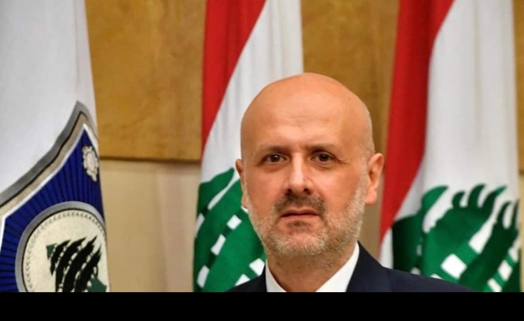 المولوي يوجه كتابا الى النيابة العامة للتحقيق في العبارة المهينة على ضريح الحريري