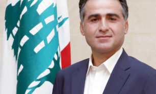 "لم يعد من داع للمحافظة على ما تبقى من اهراءات في المرفأ"... حمية يكشف