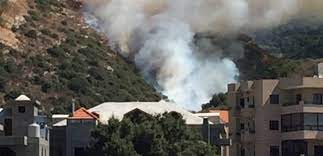 وفاة طفلين بحريق اندلع نتيجة احتكاك كهربائي داخل مستوعب حديدي يسكنه عمال لبنانيون في عبدللي بالبترون