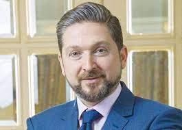 كرامي: من يريد محاربة "حزب الله" هو موجود في الجنوب وليس في طرابلس