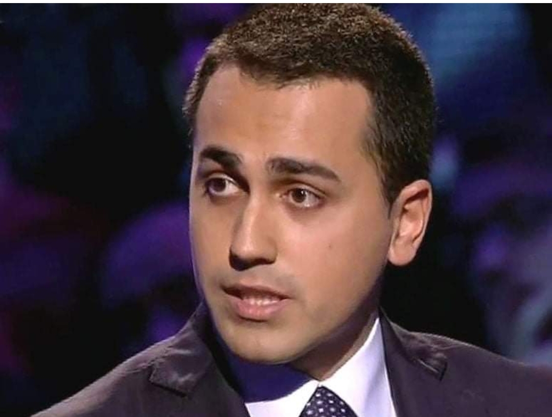 دي مايو: نساعد اوكرانيا في الدفاع عن نفسها