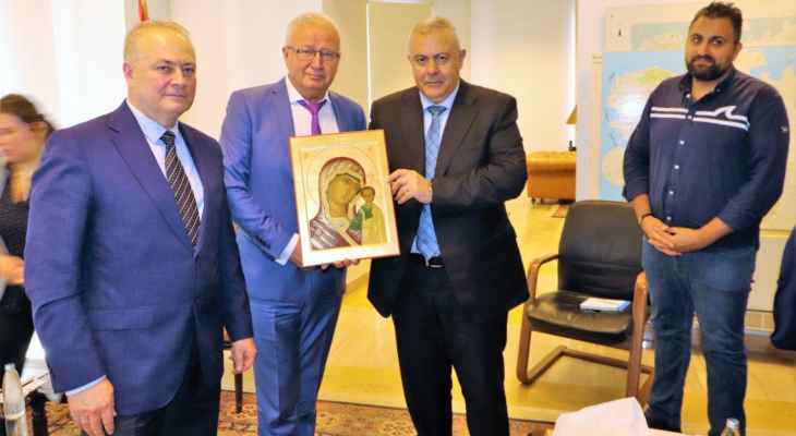 محافظ بيروت بحث مع وفد روسي بسبل التعاون وتعزيز العلاقات الثنائية