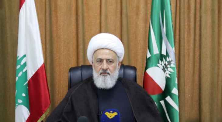 الخطيب: القطاع العام أصبح عاجزاً عن القيام بوظيفته في خدمة الناس وإنجاز معاملاتهم