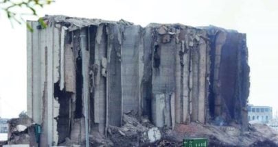 أجزاء من الصوامع الشمالية بدأت بالسقوط!