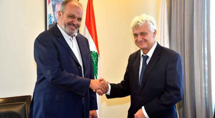 بوشكيان بحث مع ممثل الأمم المتحدة تطوير الصناعات الغذائية ودعم المرأة