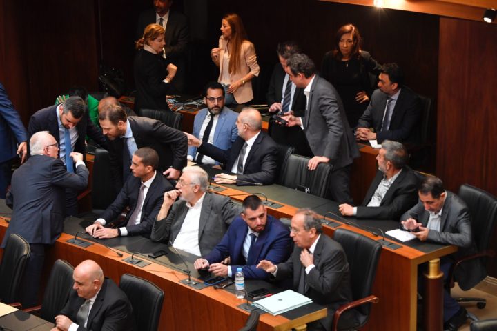 جلسة الغد تُظهر الإصطفافات الحادة