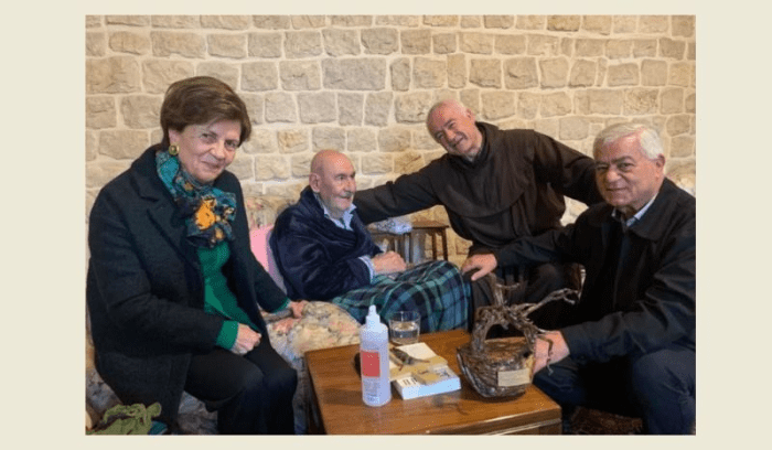 كرملية القبيات تكرم الدكتور يوسف ضاهر لعطاءاته وإنسانيته