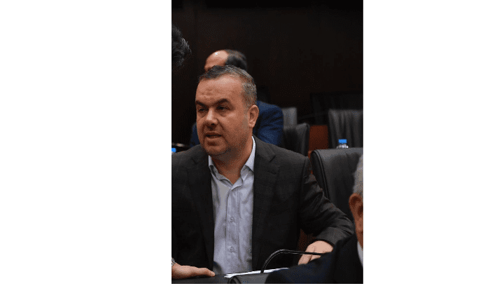 حسن فضل الله طالب في جلسة اللجان بالتحقيق في ما أثير عن وجود شركات ومصارف تعمل مع وزارة المال  لقبض المستحقات من المكلفين اللبنانيين "كاش" وتسديدها بالشيكات