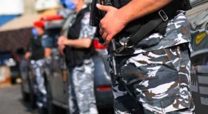 "أ.ف.ب" عن مصدرين أمنيَين: سلطات لبنان أوقفت 185 مشتبهاً بتعاملهم مع إسرائيل منذ بدء الانهيار الاقتصادي