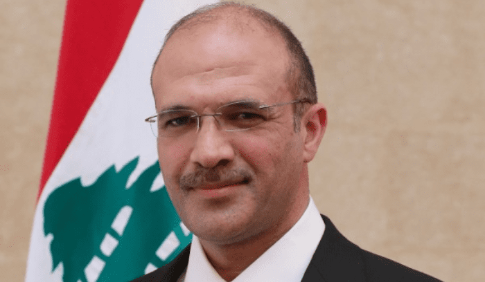 حمد حسن: لا دواء ولا استشفاء ولا صدى للألم سوى التباكي وإغداق الوعود