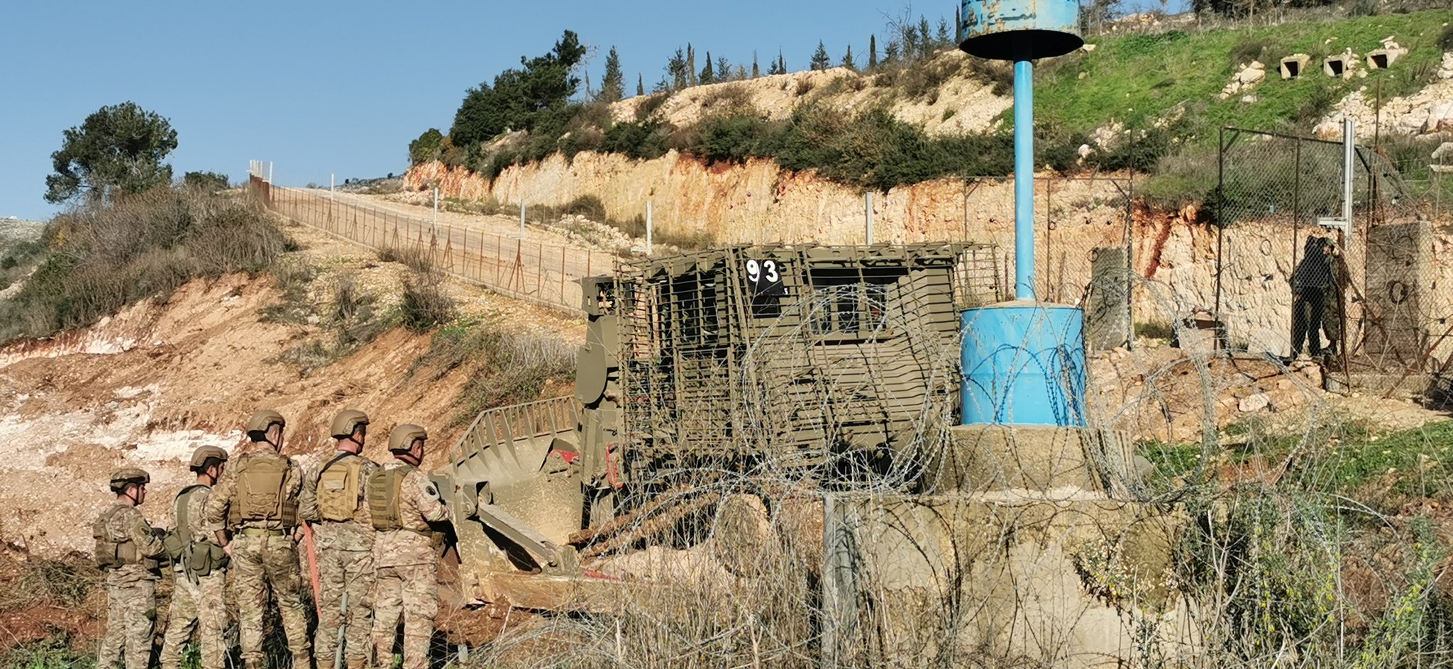 الجيش ينتشر على الحدود!