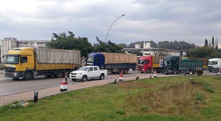 وصول قوافل مساعدات "حزب الله" إلى اللاذقية لمساعدة المتضررين من الزلزال بسوريا