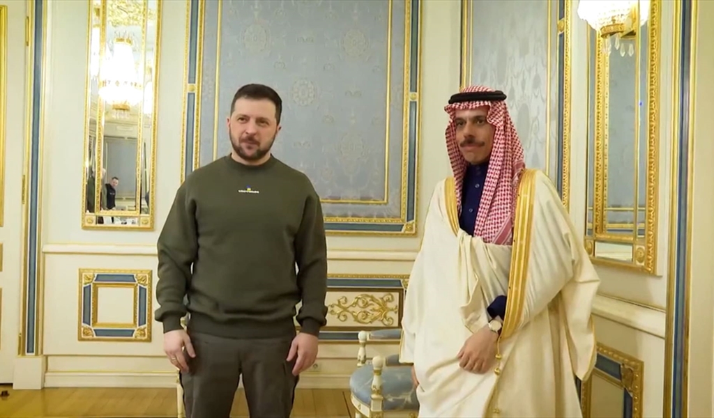 زيلينسكي: نشكر السعودية على دعم السلام في أوكرانيا