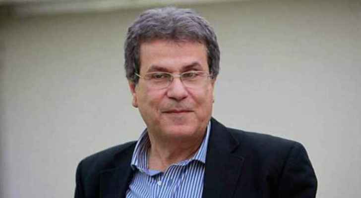 نبيل نقولا: السياسيون هم المرض في لبنان وهناك دولة ورئيس وزراء "يشبّحان" على الناس