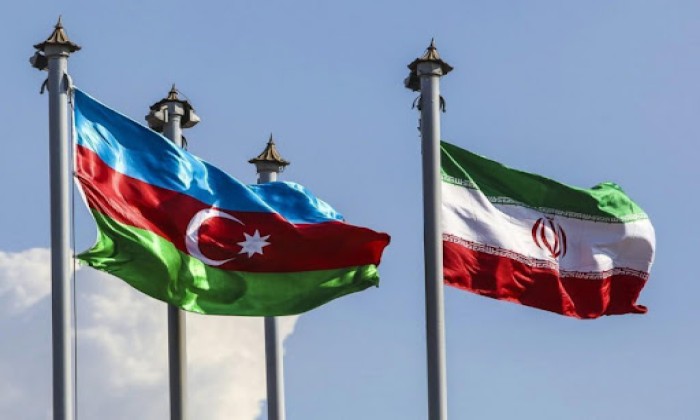 أذربيجان تؤكد على تطوير علاقات حسن الجوار مع إيران
