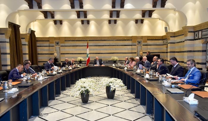 مجلس الوزراء وافق على اتفاق بالتراضي مع المحاميين الفرنسيين ميقاتي: استمرار المراوحة السلبية يمنع انتخاب رئيس المكاري: مفوضية اللاجئين ستسلم لبنان الداتا