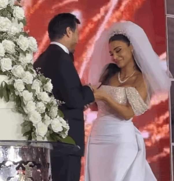 مُراسلة "الجديد" تدخل القفص الذهبي... وفستان زفافها حديث الجمهور شاهدوا كيف بدت!