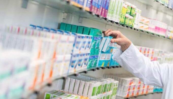 التحقيق مع إمرأة قامت بتزوير وتقليد دواء (مكمّل غذائي) وتوزيعه في لبنان.. إليكم التفاصيل